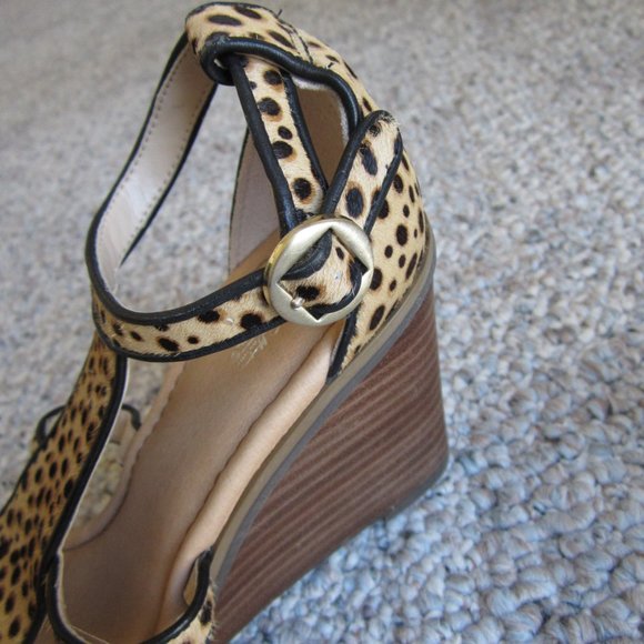 Dr. Scholl's Jacobs Cheetah Wedge - Picture 2 of 11